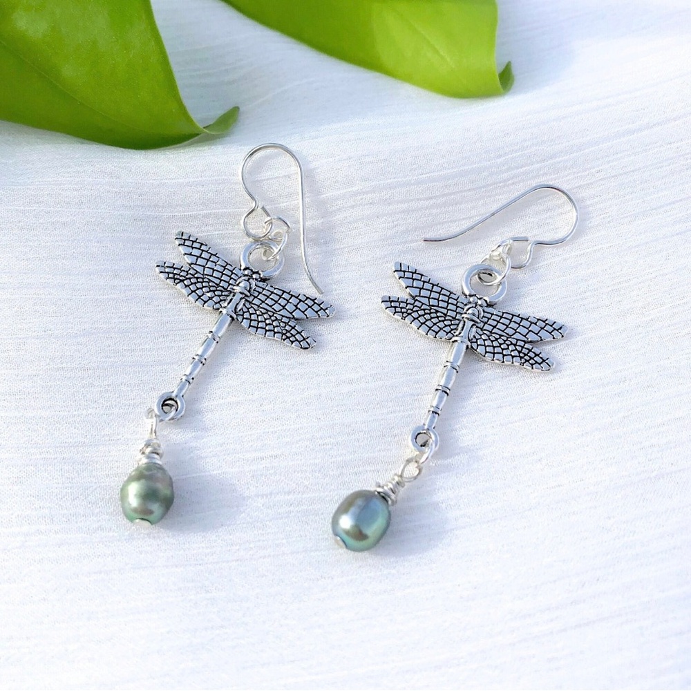 Dragonfly Pearl Earrings